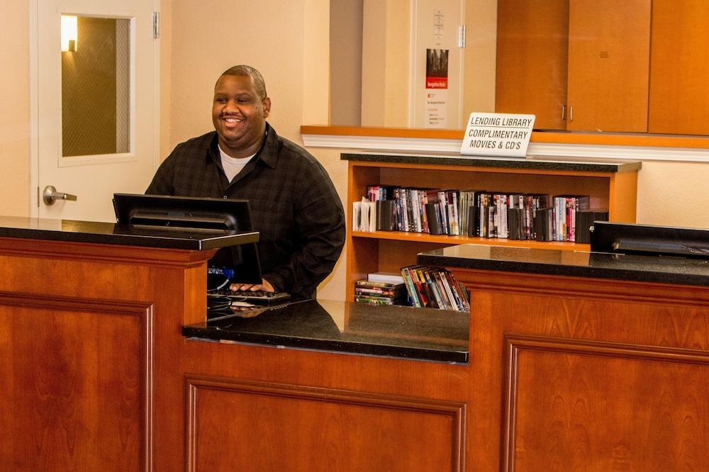Candlewood Suites Sumter By Ihg Ngoại thất bức ảnh